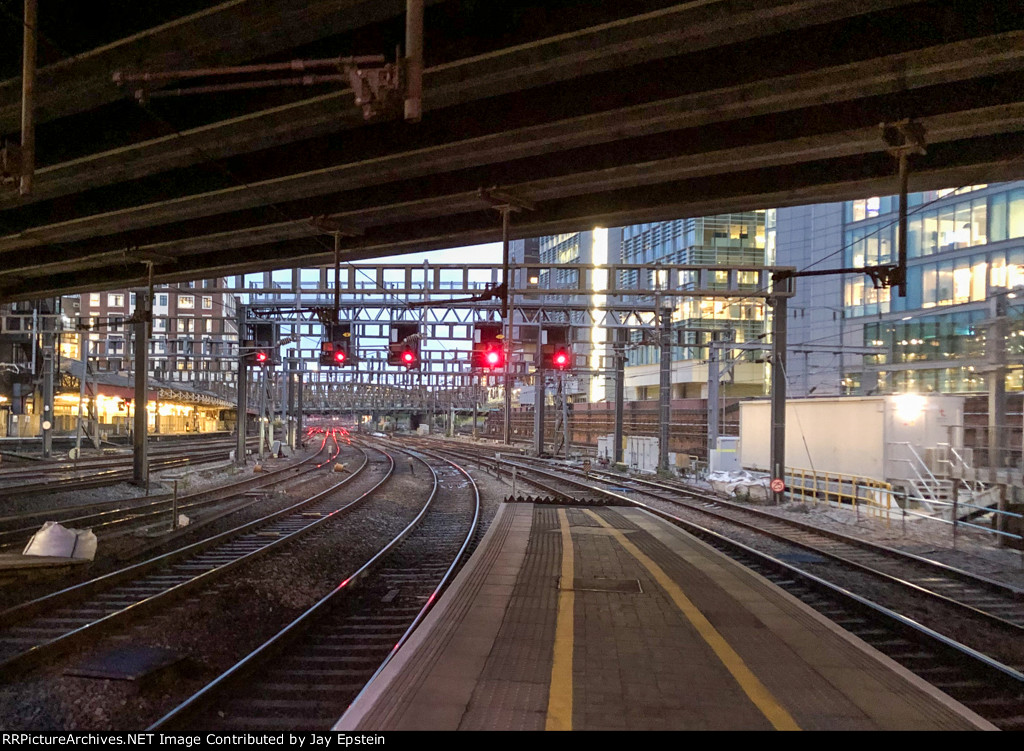 Looking towards the throat of Paddington Station